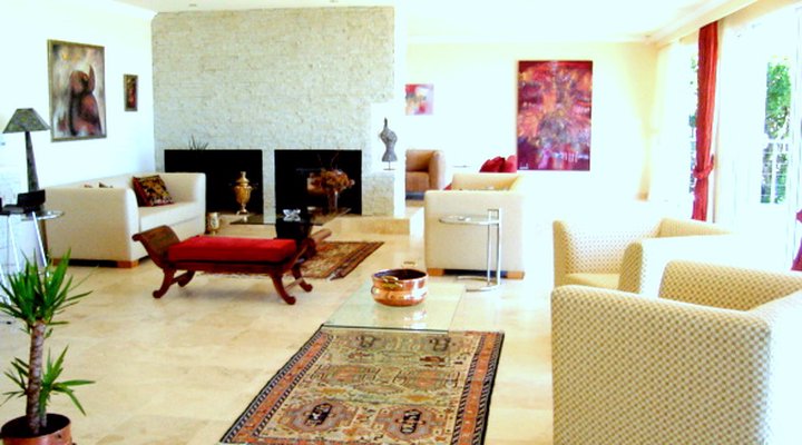 Azure Blue- Luxury Llandudno Villa