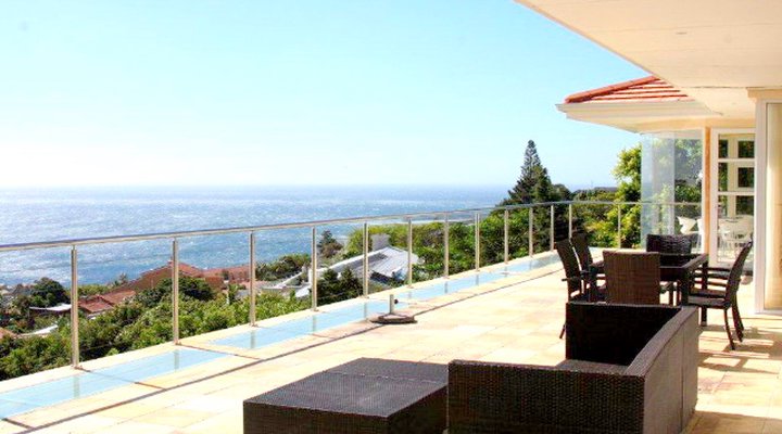 Azure Blue- Luxury Llandudno Villa