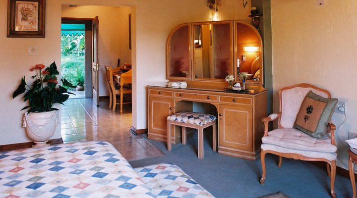 Linga Longa Guest House