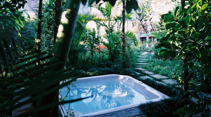 Linga Longa Guest House