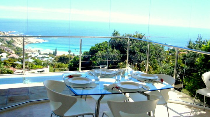 Azure Blue- Luxury Llandudno Villa