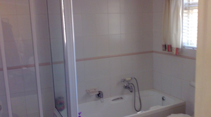 Haus am Berg Guesthouse