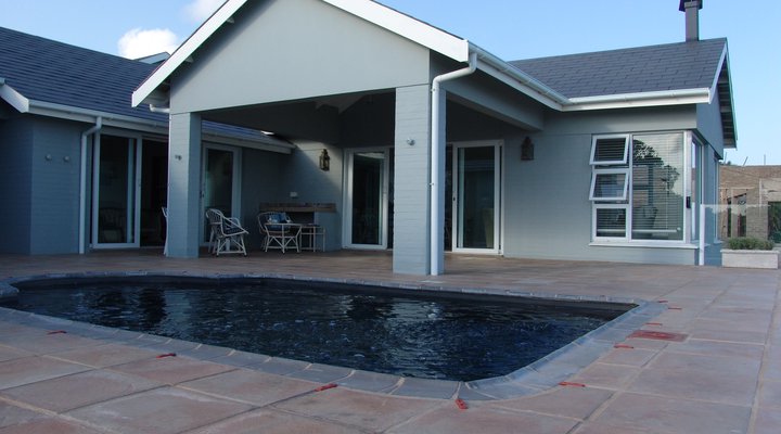 100 Southridge
