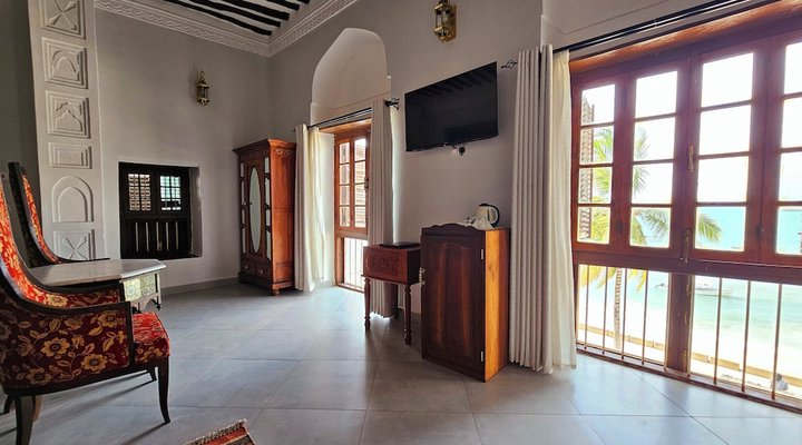 Mizingani Seafront Hotel