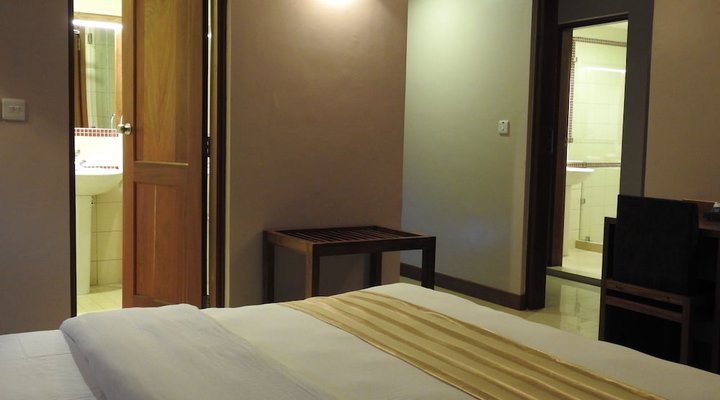 Venus Premier Hotel