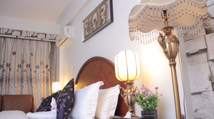 Zimbo Golden Hotel