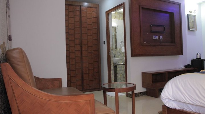 Zimbo Golden Hotel