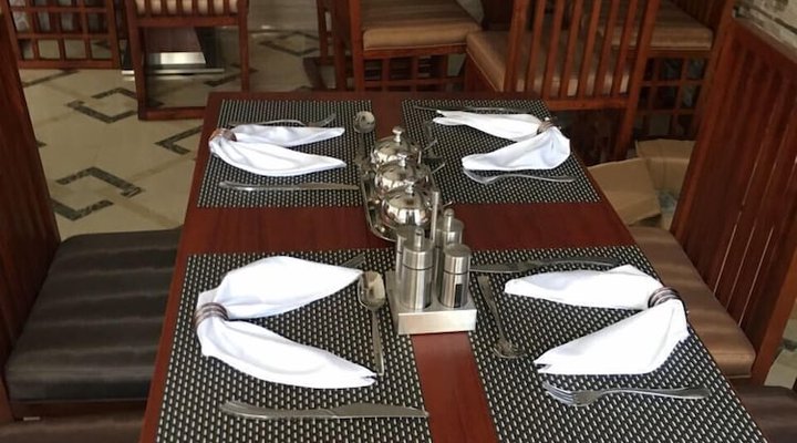 Zimbo Golden Hotel