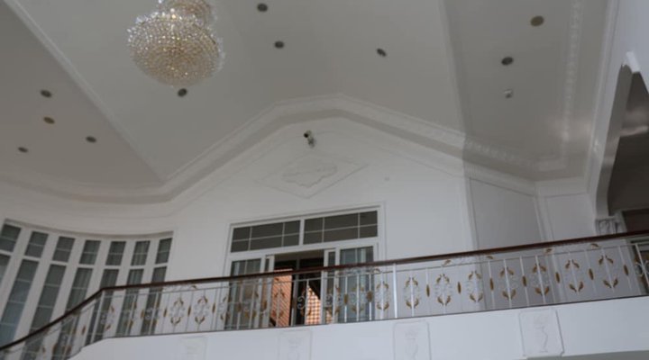 Kingsbridge Royale Hotel