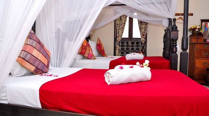 Forodhani Park Hotel