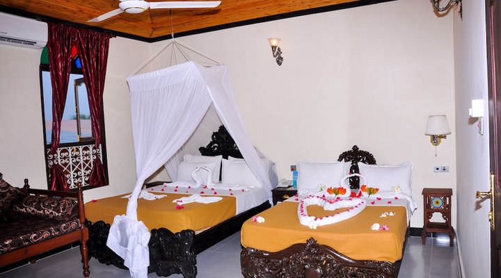 Forodhani Park Hotel