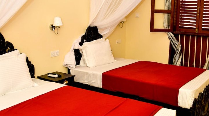 Forodhani Park Hotel