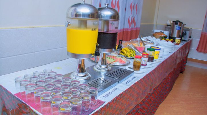 Silver Paradise Hotel