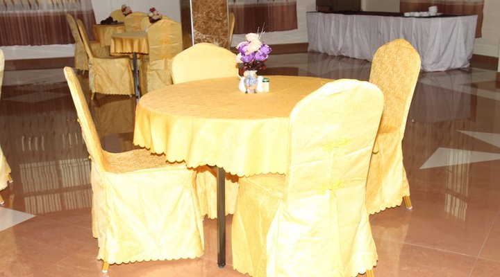 Silver Paradise Hotel