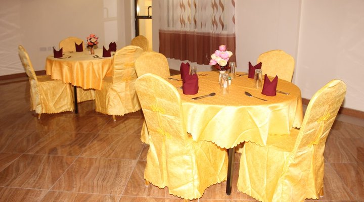 Silver Paradise Hotel