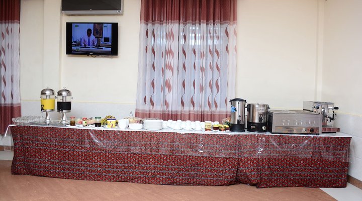 Silver Paradise Hotel