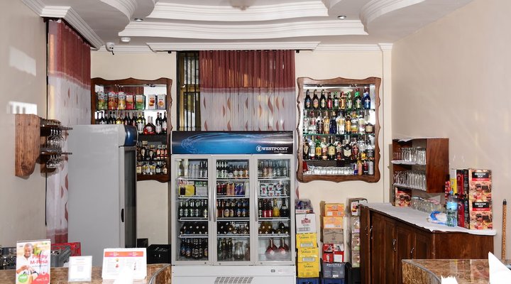 Silver Paradise Hotel