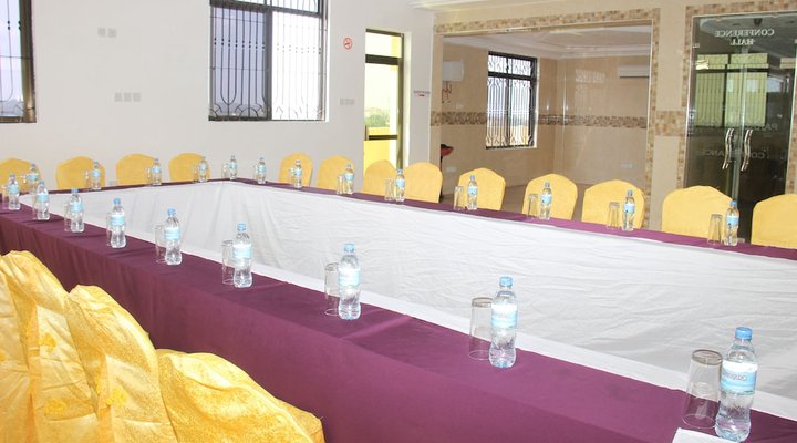 Silver Paradise Hotel