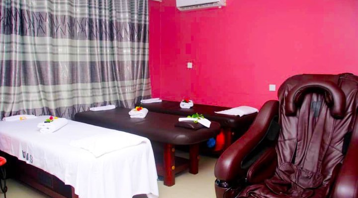 Nefaland Hotel