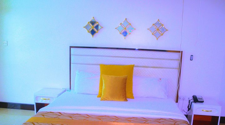 Nefaland Hotel