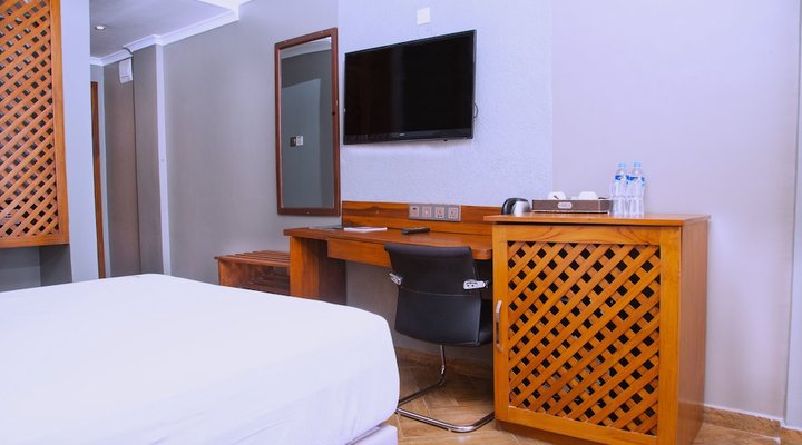 Tanga Beach Resort & Spa