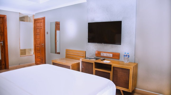 Tanga Beach Resort & Spa