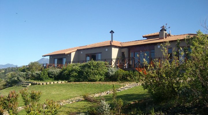 Malachite Country House, Heights Road 306, Wilderness.