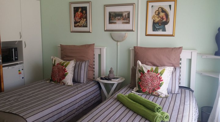 Kingfisher Song Guest House