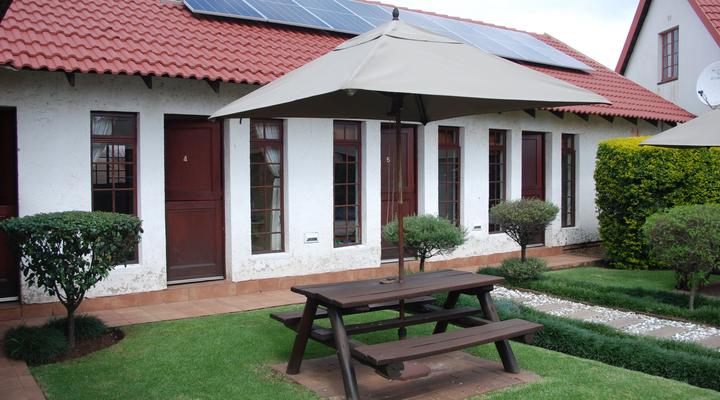 Journey's Inn Africa Guest Lodge