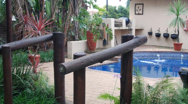 Journey's Inn Africa Guest Lodge