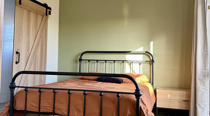 Sea and Vlei on Disa