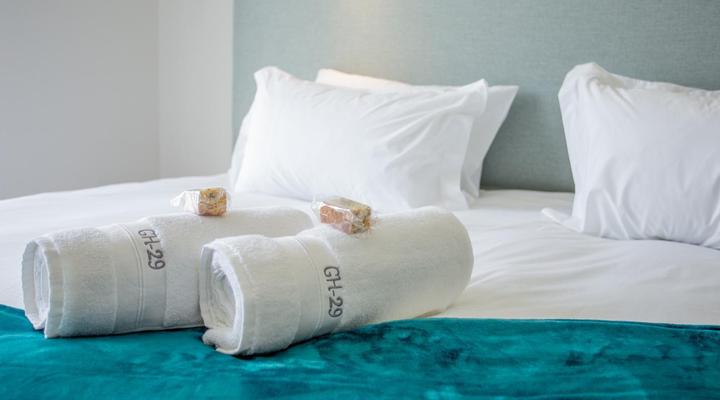 1 on York - Group House 29