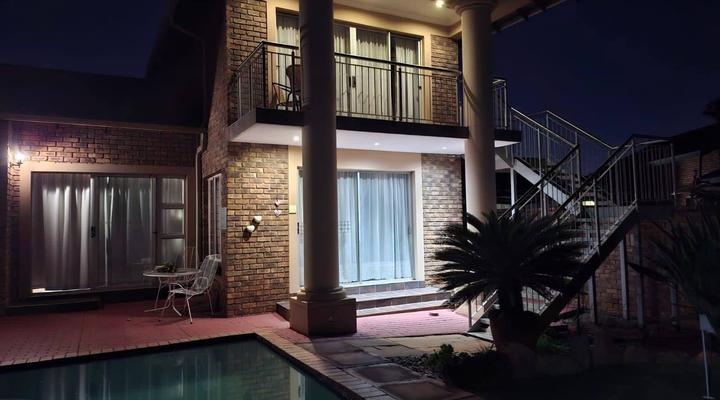 The Clubhouse Guesthouse