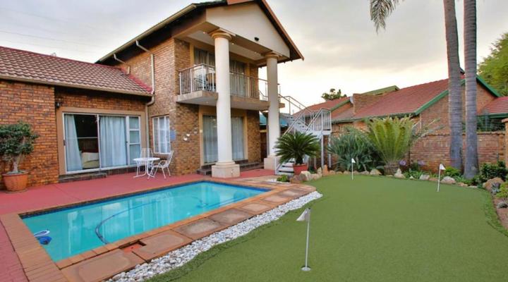 The Clubhouse Guesthouse