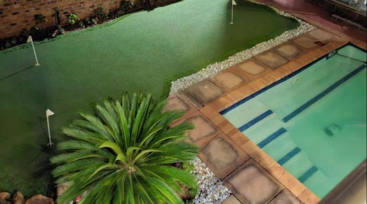 The Clubhouse Guesthouse