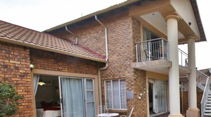 The Clubhouse Guesthouse