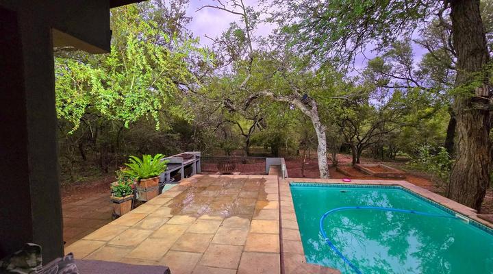 Ubejani House - Marloth Park - 951 Geelvis