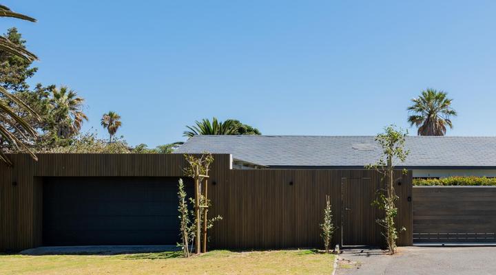 Bloubergstrand Lodge