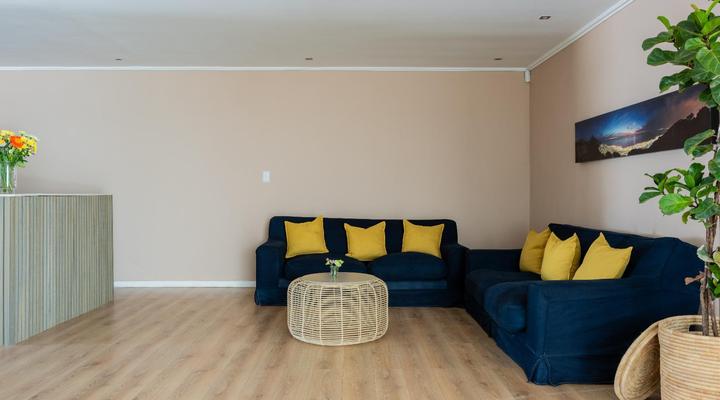 Bloubergstrand Lodge