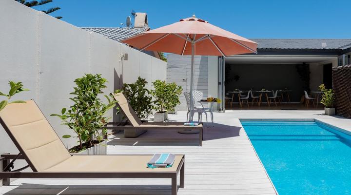 Bloubergstrand Lodge