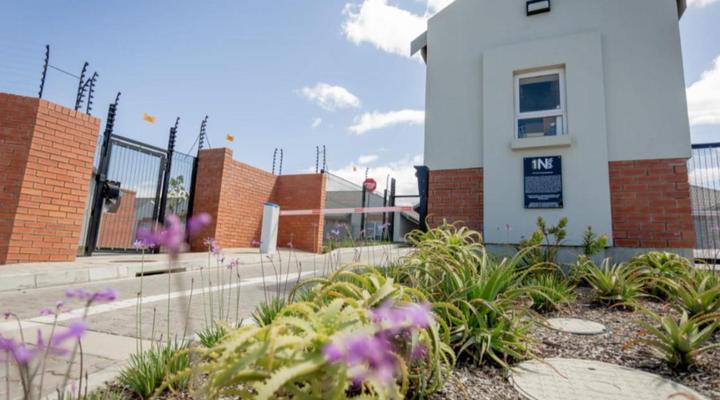 1 on York - Townhouse 61