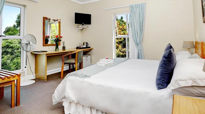 Bell Rosen Guest House