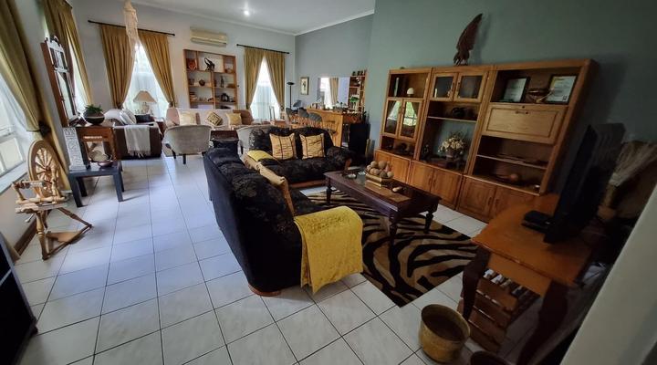 Loerie Lodge Phalaborwa