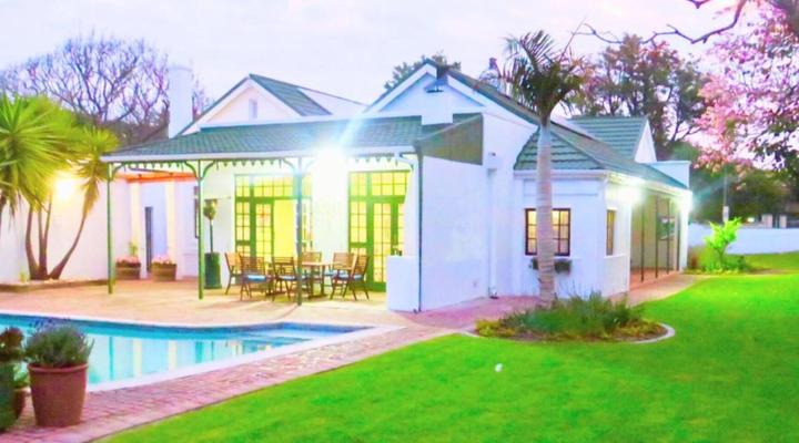 Whistlewood House and Garden Cottage