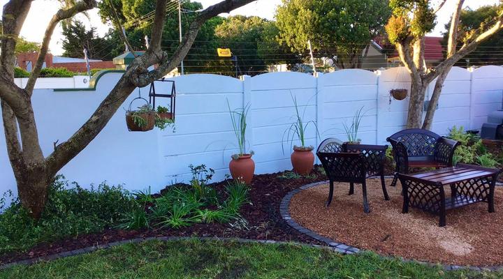 Whistlewood House and Garden Cottage