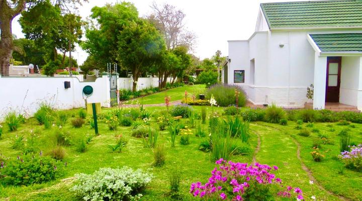 Whistlewood House and Garden Cottage