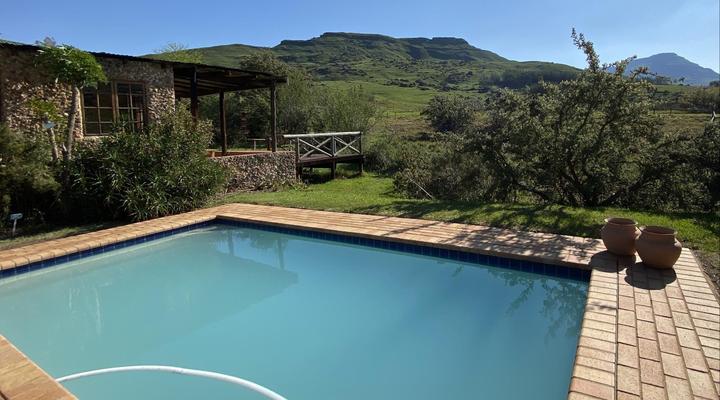 Sani Lodge & Cottages