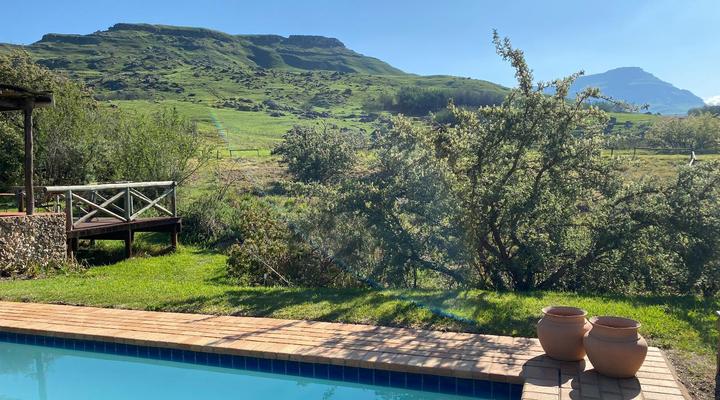 Sani Lodge & Cottages