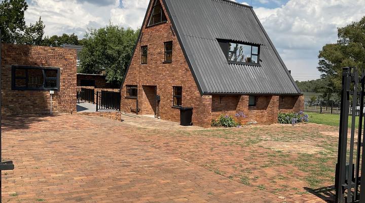 Ericka's Luxurious Guesthouse