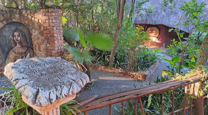 Duck and Dine Guest House